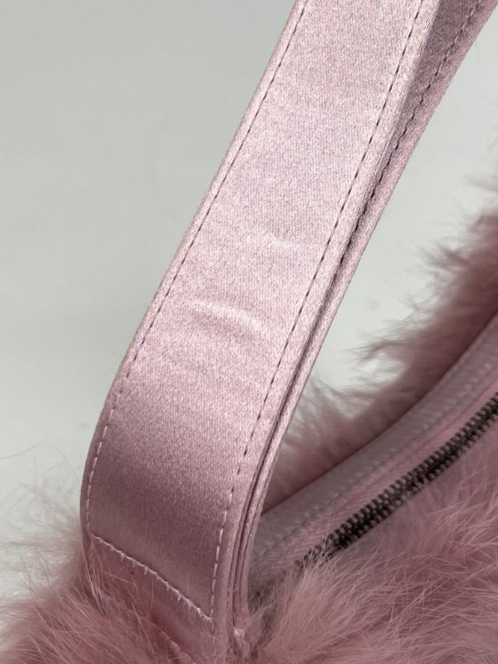 Gucci Logo Handbag Pouch Fur Pink - Picture 3 of 7